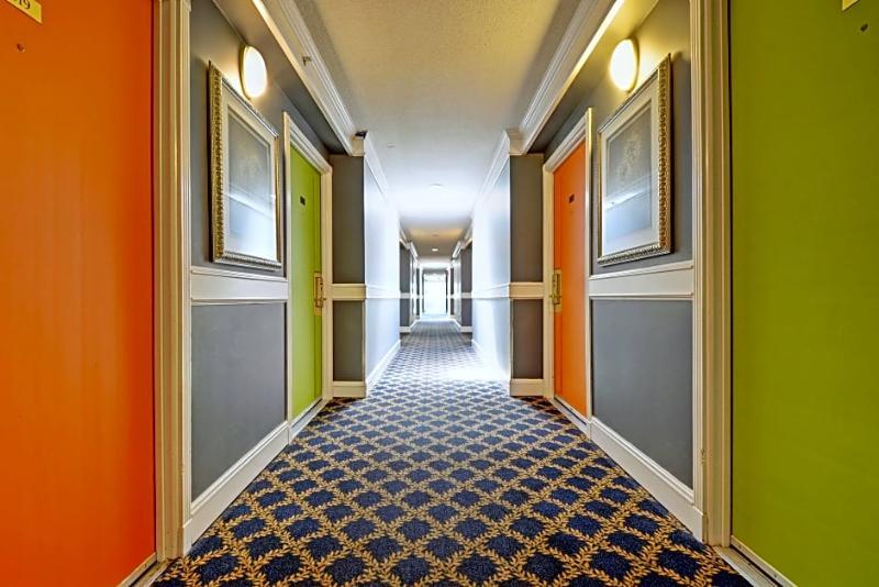 Red Lion Inn And Suites Victoria Bagian luar foto